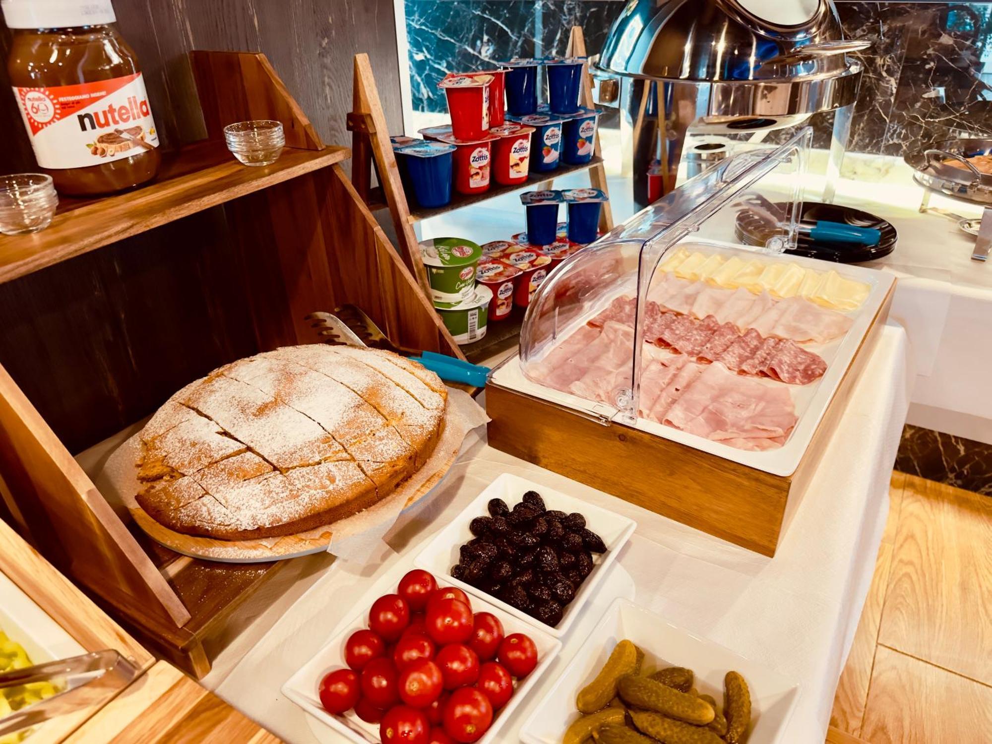 Hotel Olive Vlorë 外观 照片