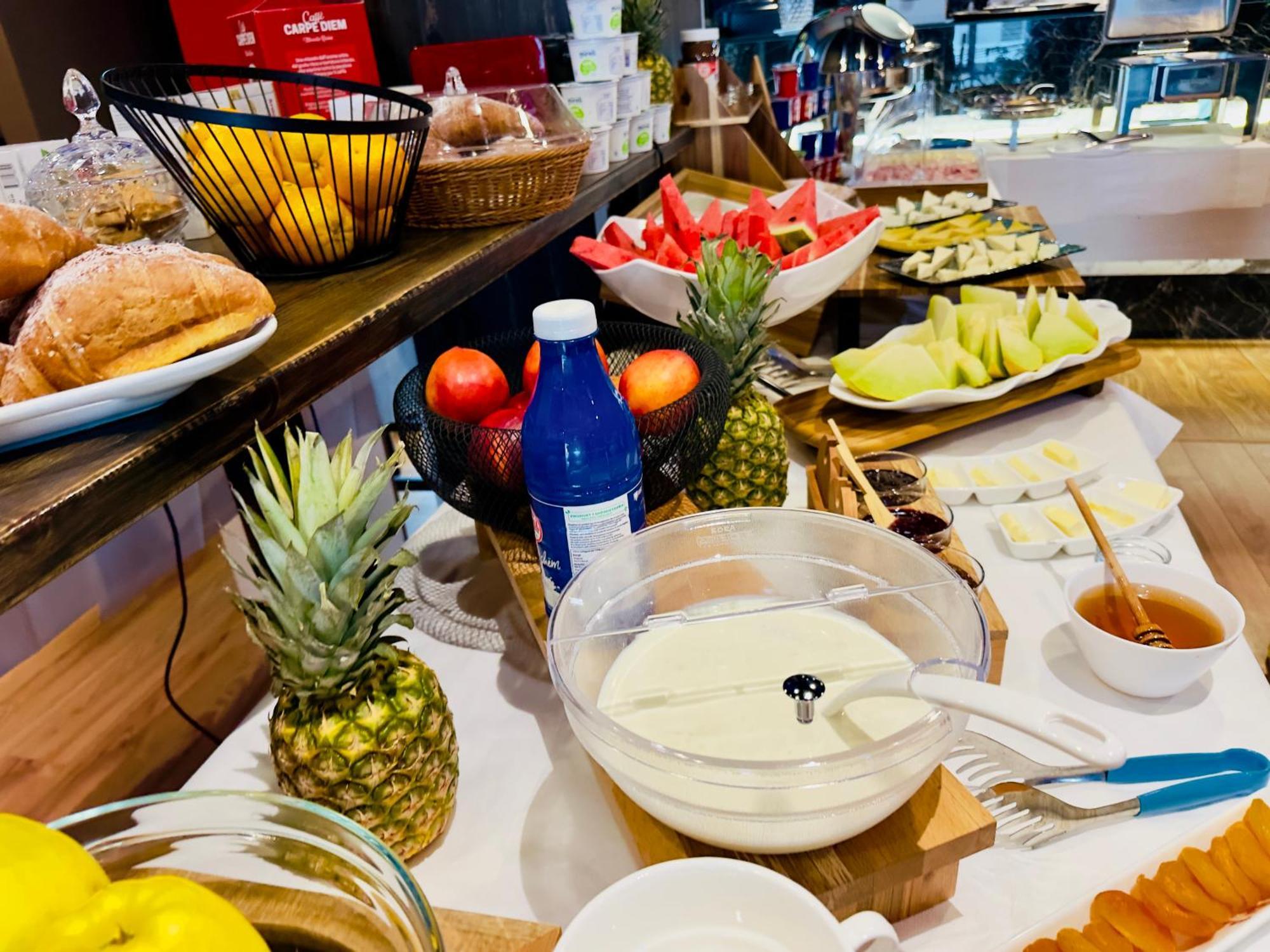 Hotel Olive Vlorë 外观 照片