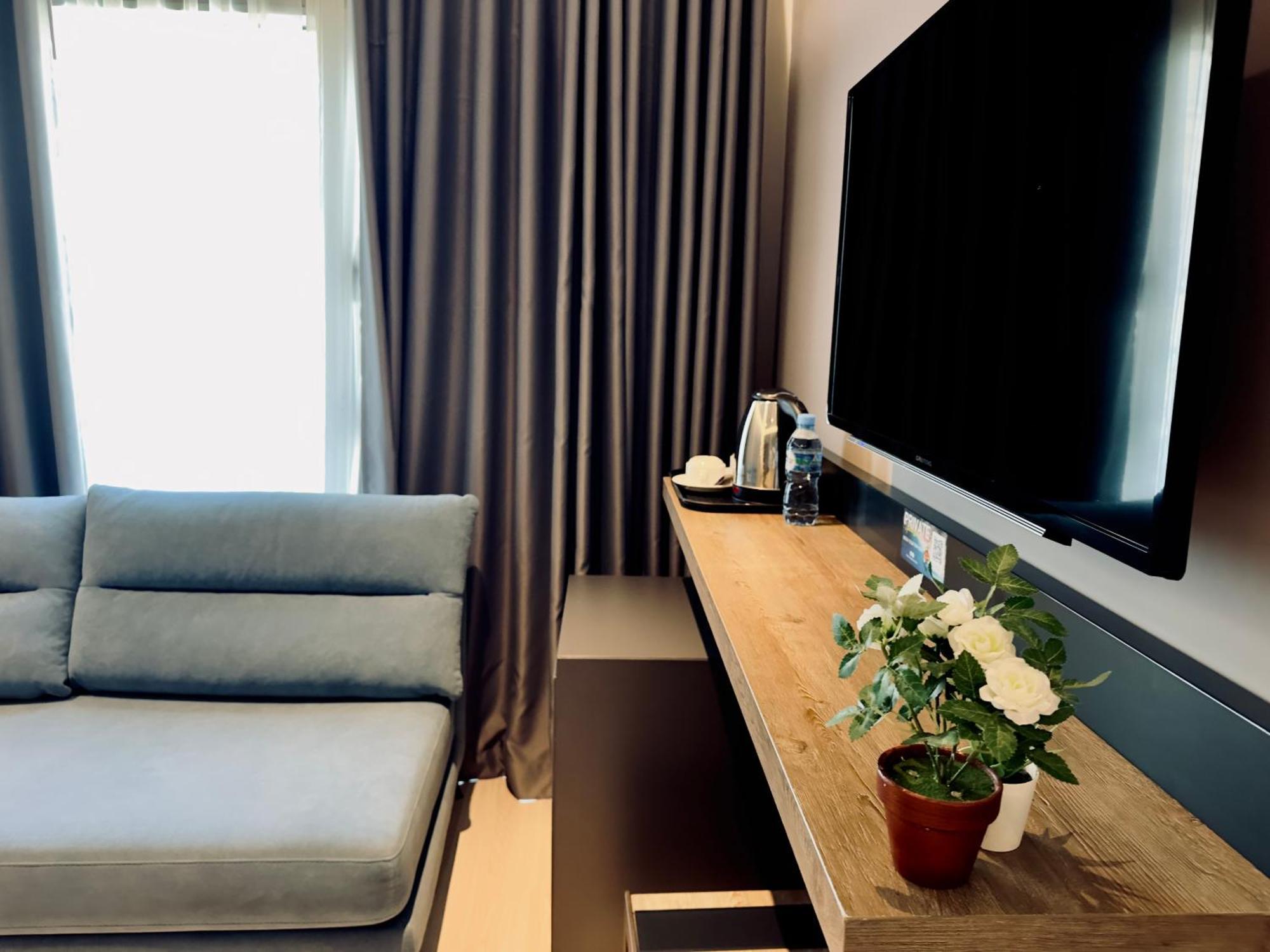 Hotel Olive Vlorë 外观 照片